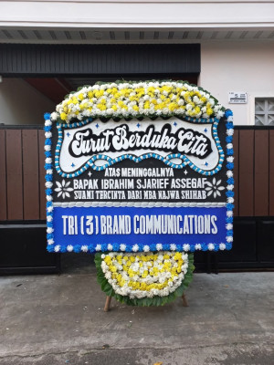 Papan Bunga Duka di Kwadungan